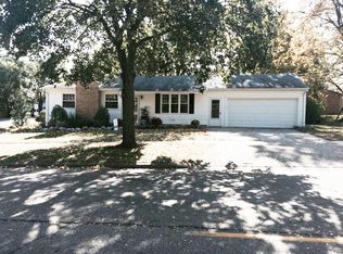 516 Chamberlain St, Flushing, MI 48433