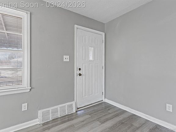 2nd image of 8600 Fielding St