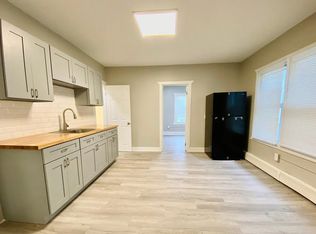87 Caroline St APT 2, Bridgeport, CT 06608