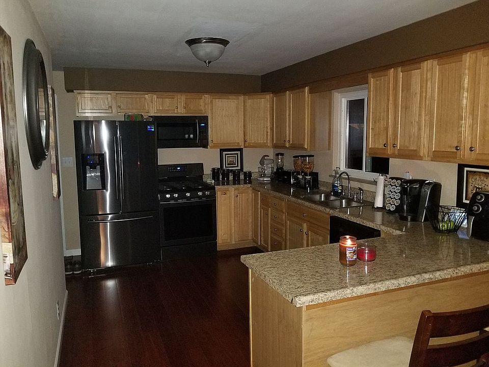2nd image of 350 Kaye Dr