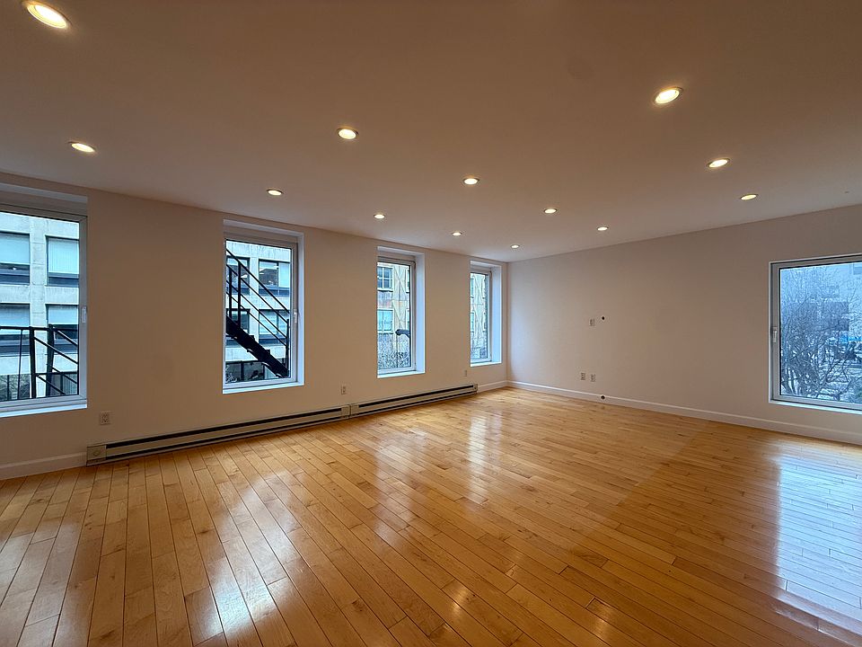 1st image of 234 W 27th St #4