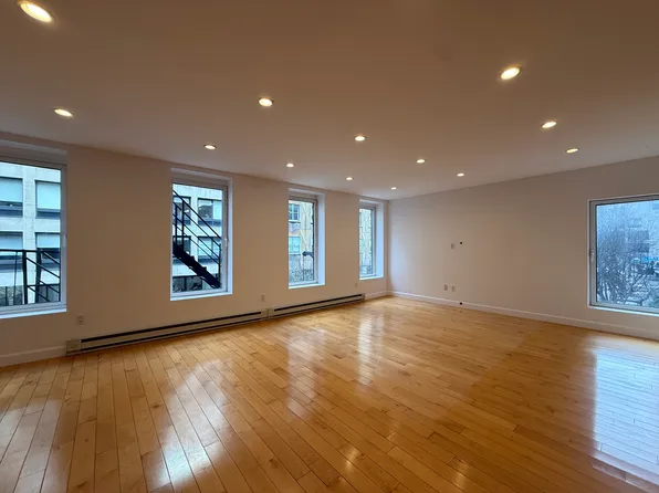 234 West 27th Street image 1 of 16