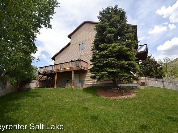 3rd image of 3562 E Summer Estates Cir