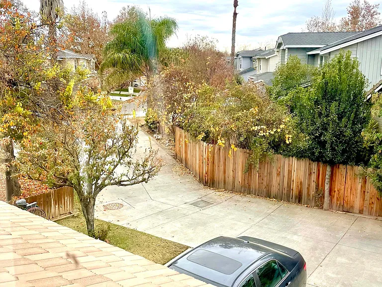 2454 Halsey Cir #1 — Photo 17