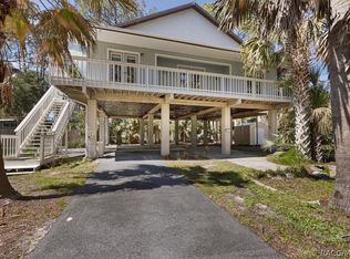 43 64th St, Yankeetown, FL 34498