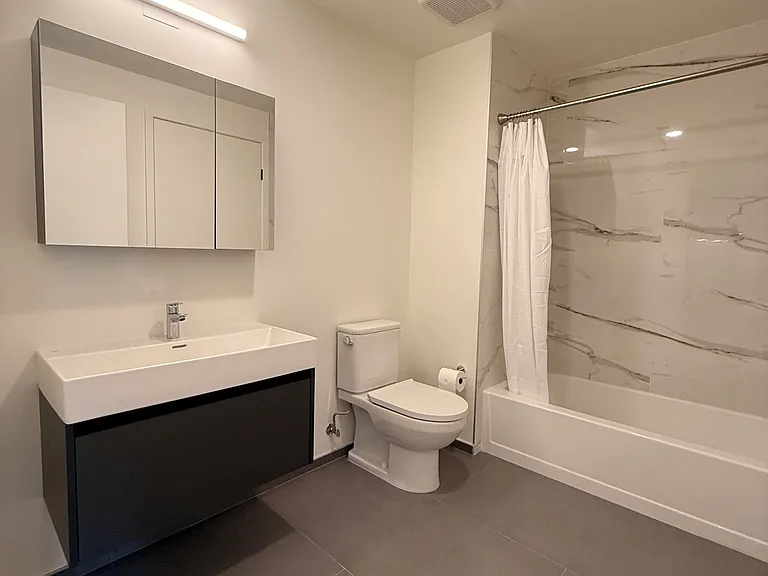 395 6th St #411 — Photo 17
