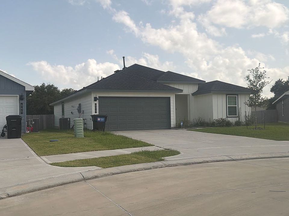 1st image of 575 Brittany Grove Ln