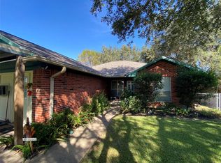 223 S 6th St, Beasley, TX 77417