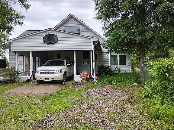 5th image of 1303 Turnpike Rd