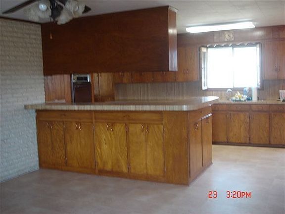 5th image of 208 32nd St