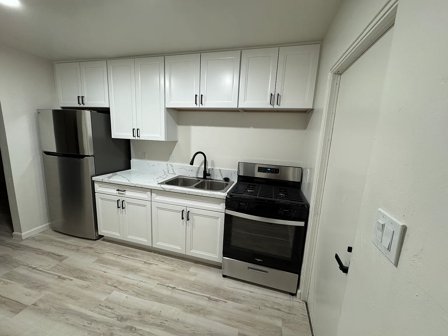 3332 Island Ave — Photo 1