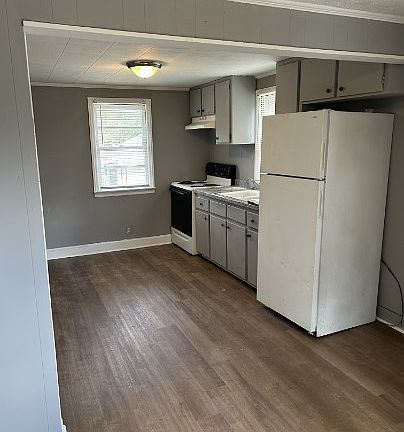 3rd image of 108 Pitt St #A