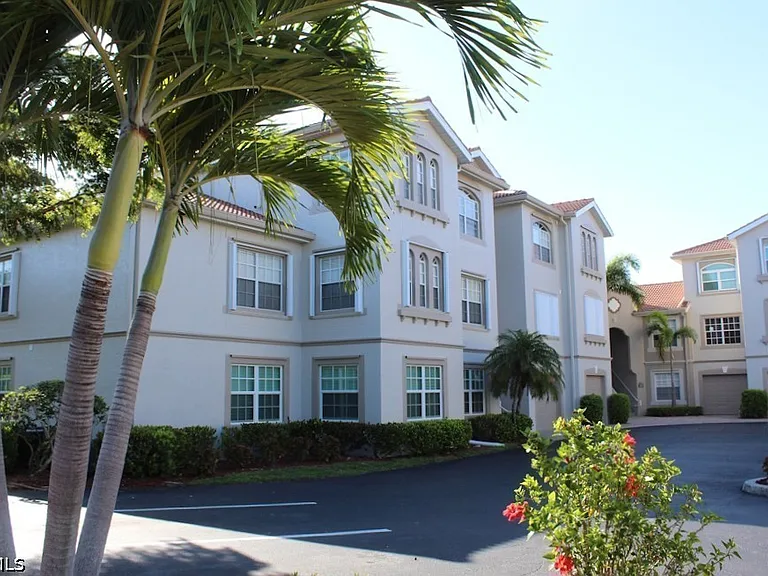 15605 Ocean Walk Cir #303 — Photo 3