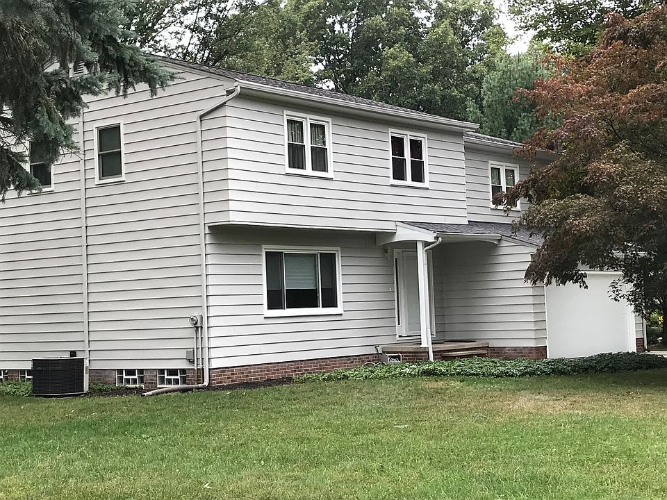 2nd image of 5646 Frederick Dr