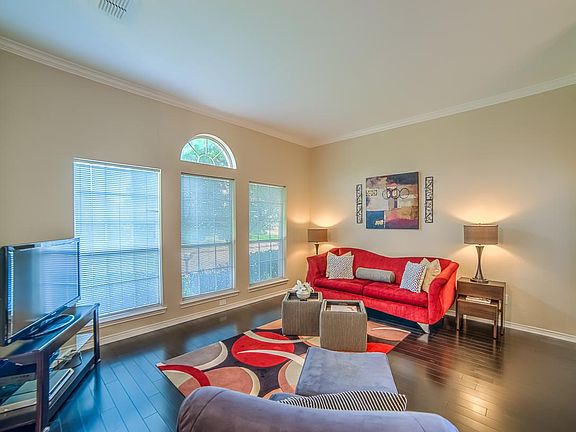 3rd image of 4211 Bendwood Ln