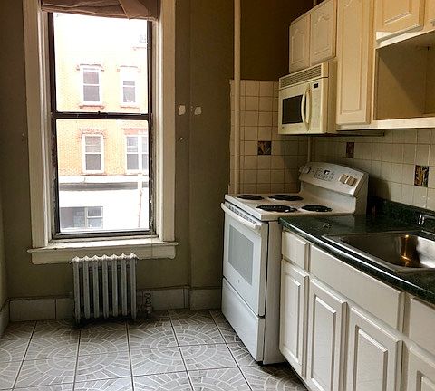 2nd image of 93 Halsey St #3D
