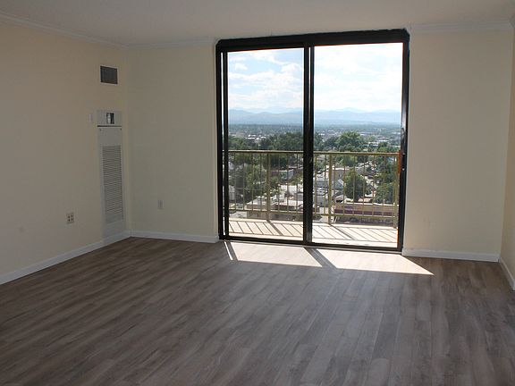 3rd image of 1301 N Speer Blvd #1103