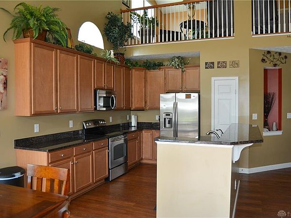 4th image of 1522 N Wood Creek Dr