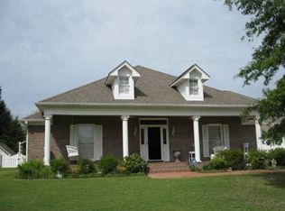 2105 Autumnwood, Decatur, AL 35640