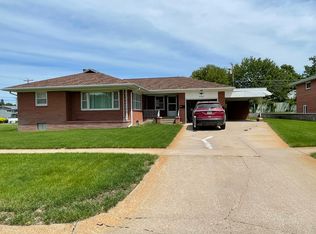 1020 W 13th St, Hastings, NE 68901