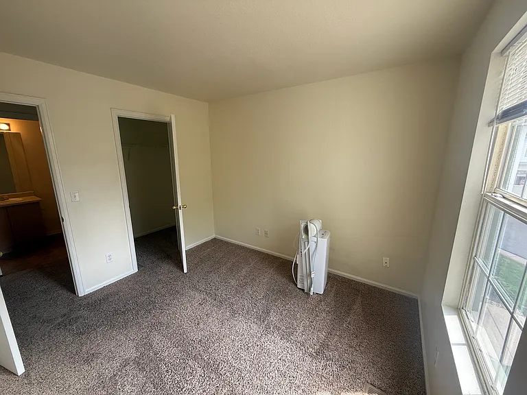 8868 Newton St — Photo 12