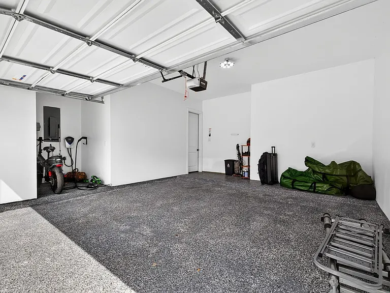1514 Park Path Dr — Photo 37
