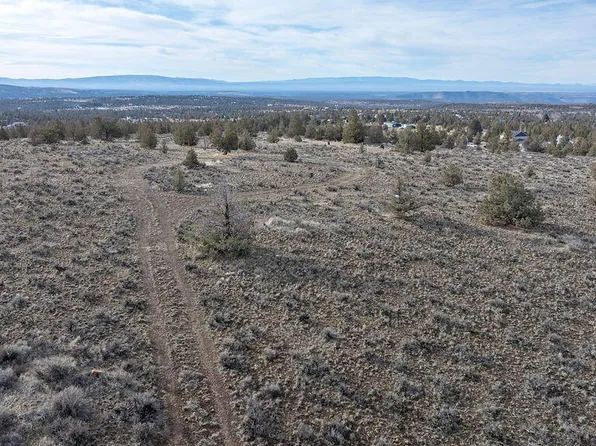 5818 SE Thomas Rd, Prineville, OR 97754