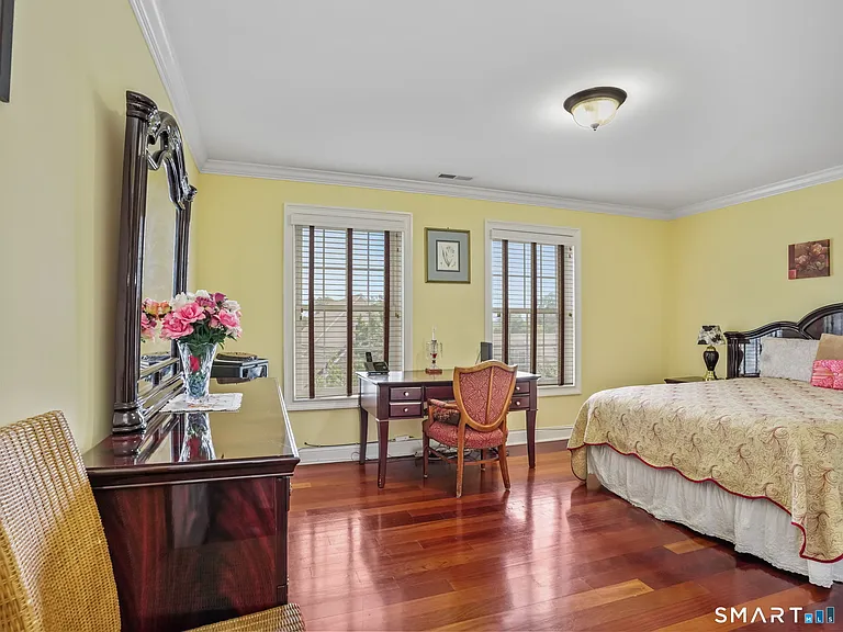 56 Barholm Ave — Photo 17