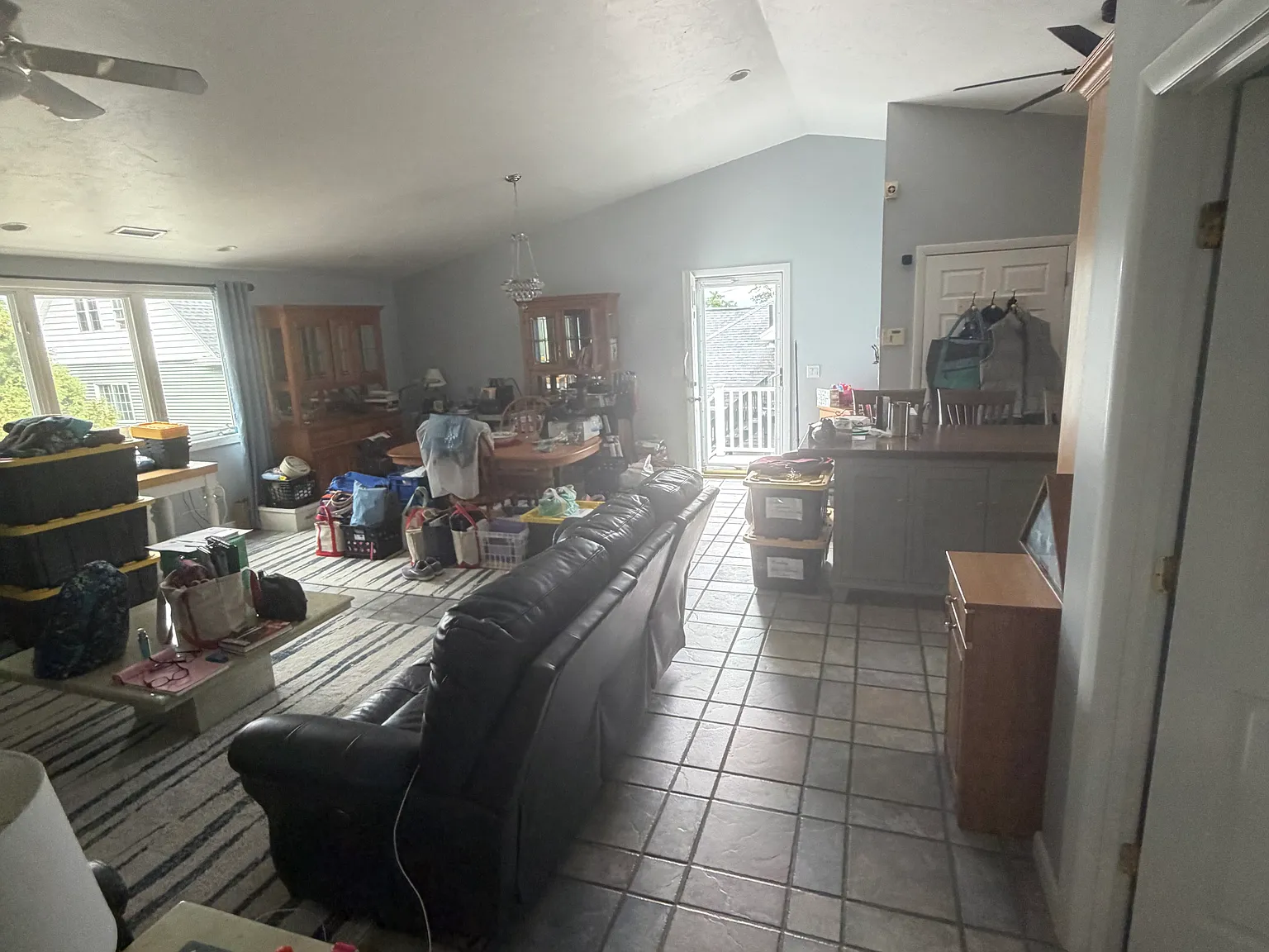 1 bed, 1250 sqft, $2,500 — Photo 1