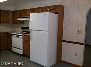 3rd image of 1255 N Market St