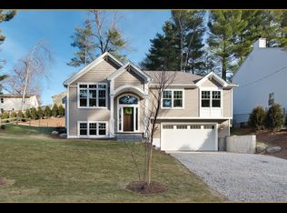 38 Lake St, Unionville, CT 06085