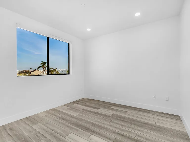 3632 Keystone Ave #302 — Photo 4