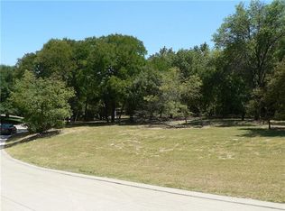 5800 Indianwood Ln, Fort Worth, TX 76132