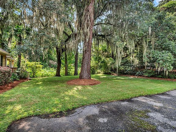 3rd image of 3338 Kings River Rd.
