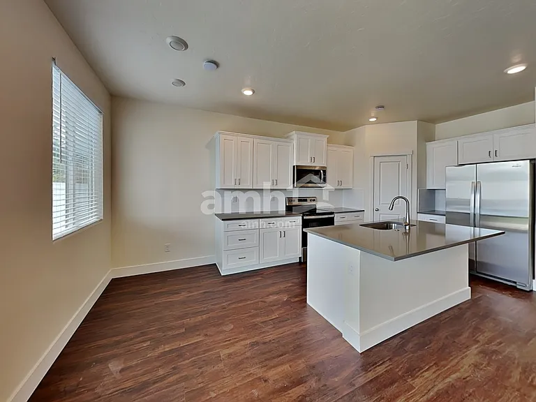 1515 W Afton St — Photo 5