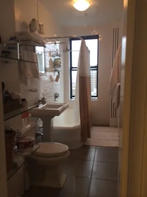 Rented by Buchbinder & Warren | media 21