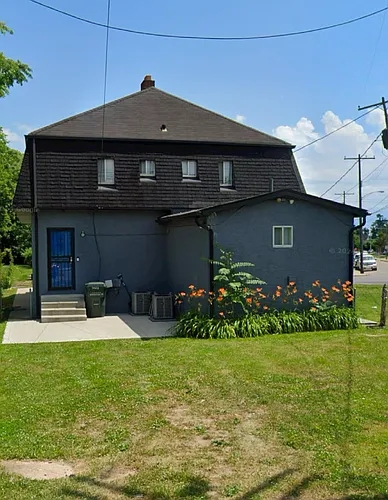 1424-1426 E Atcheson St Photo 1