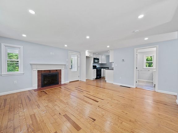 4th image of 50 Florida St