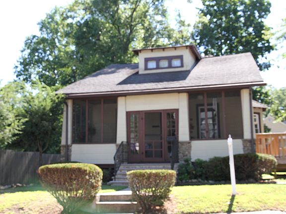 2nd image of 113 Clairmont Ave