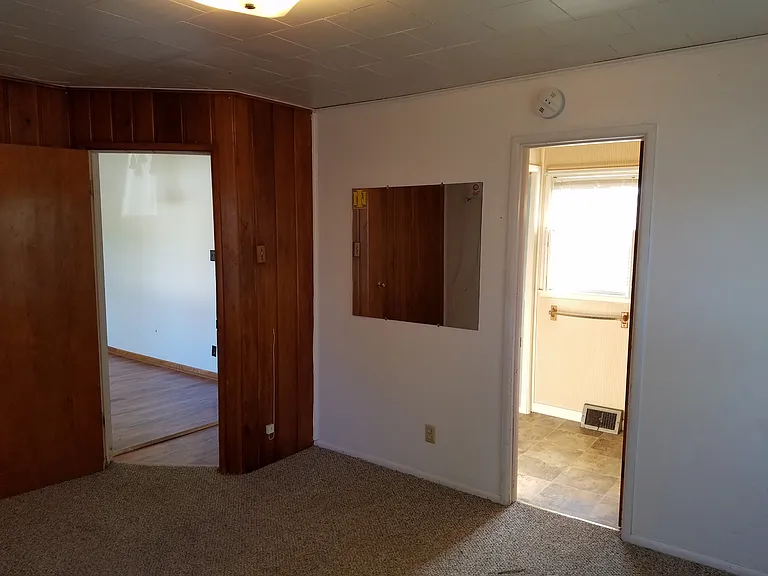 622 W 18th St — Photo 26