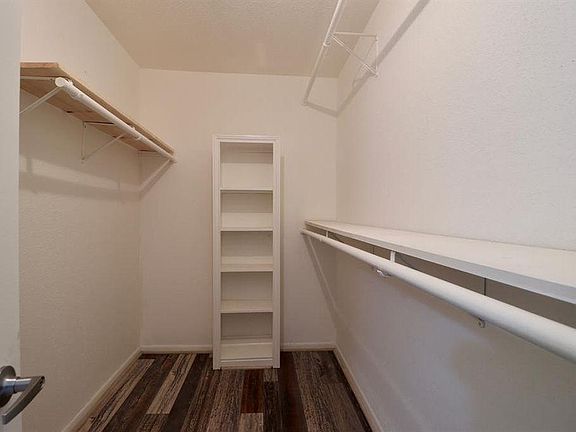 4th image of 6435 Creekbend Dr #98