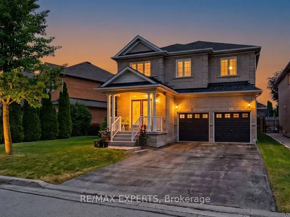 15 Arrowood Cres, Vaughan, ON L4H 2R4