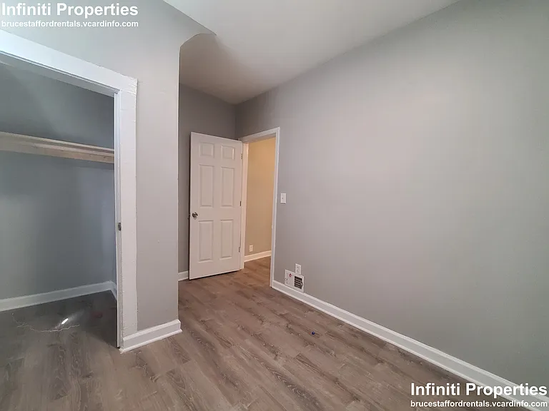 707 E 92nd Pl #2 — Photo 6