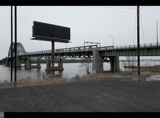 6425 New State Rd, Philadelphia, PA 19135