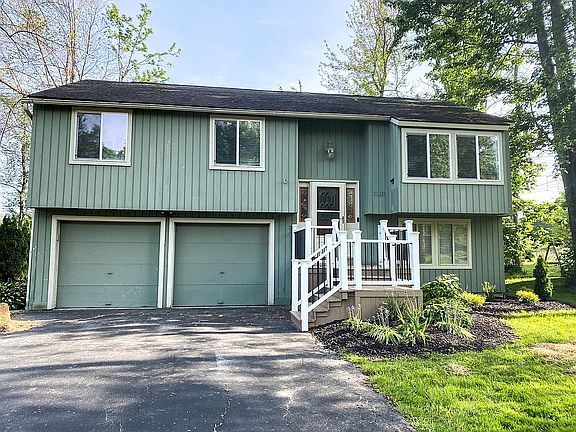 2nd image of 3100 Kingsbridge Ln
