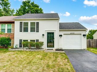 6020 Sunlawn Dr, Westerville, OH 43081