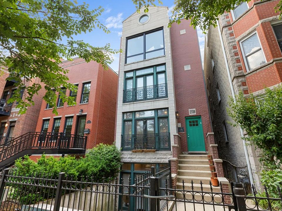 1st image of 2337 N Greenview Ave #1