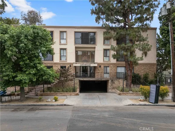 15344 Weddington St Unit 304, Van Nuys, CA 91411