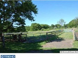 51 Dey Grove Rd #2, Manalapan, NJ 07726