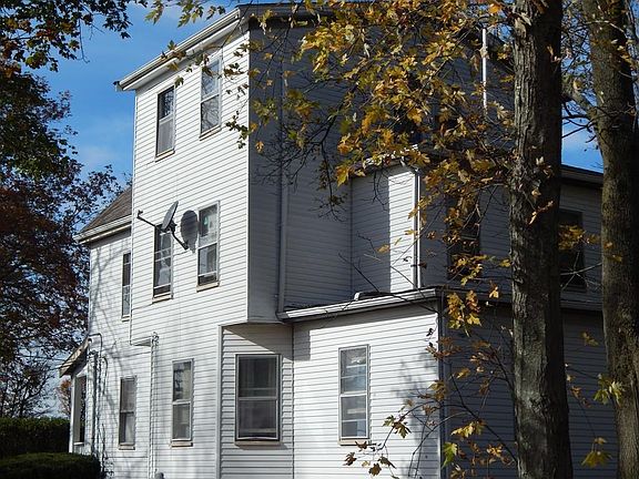 5th image of 5 Whipple Ave